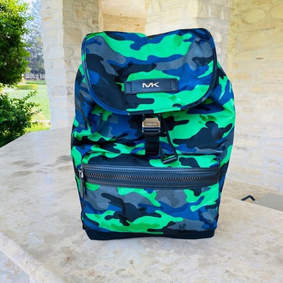 NWT Michael Kors camouflaged Kent field backpack - Picture 1 of 8